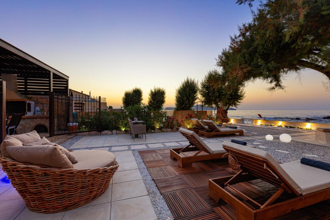 Villa Seashell -Wonderful Newly Renovated Villa On The Beach Galatás Exterior foto