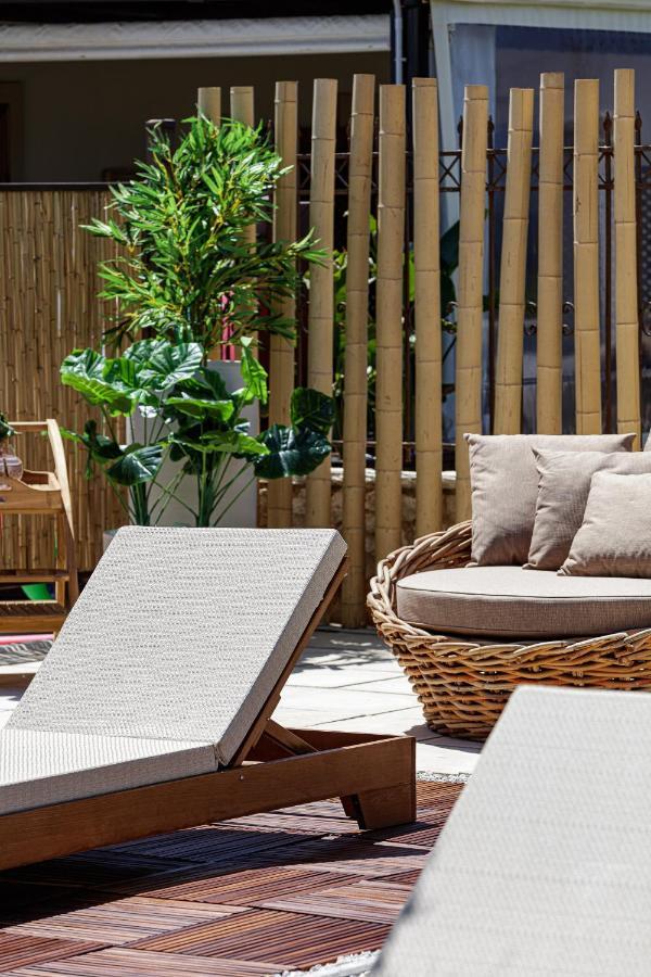 Villa Seashell -Wonderful Newly Renovated Villa On The Beach Galatás Exterior foto